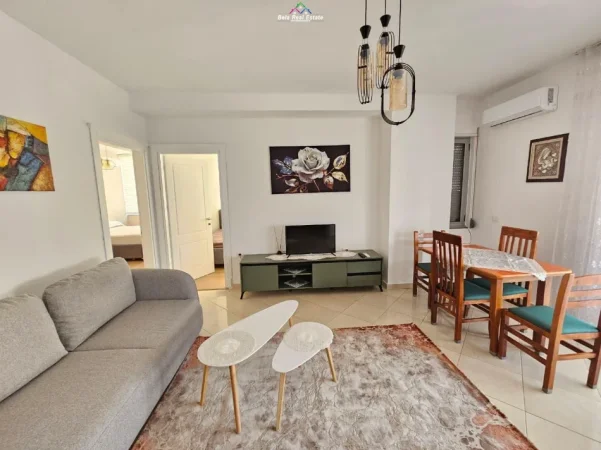 Tirane, jepet me qera apartament 2+1 Kati 7, 86 m² 700 € (Rruga Mine Peza)