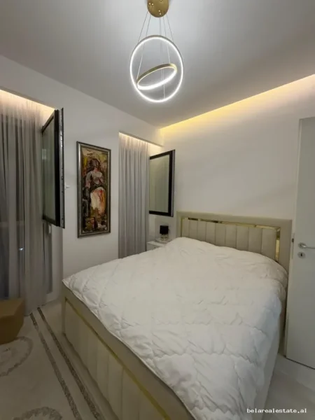 Tirane, jepet me qera apartament 1+1+Ballkon Kati 2, 65 m² 570 € (Joedan Misja)