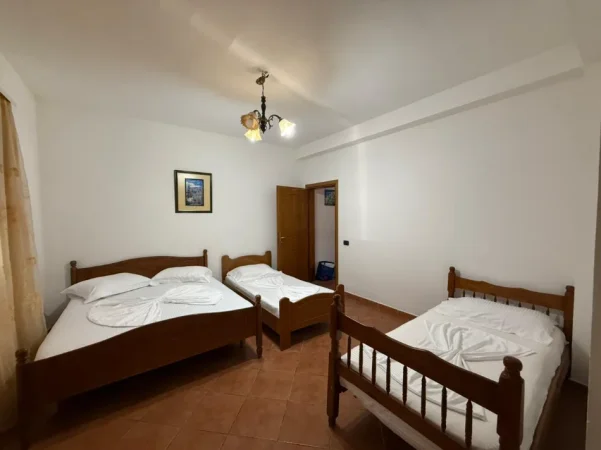 Durres, jepet me qera garsonier Studio Kati 0, 30 m² Vila Ademi 15€/dita