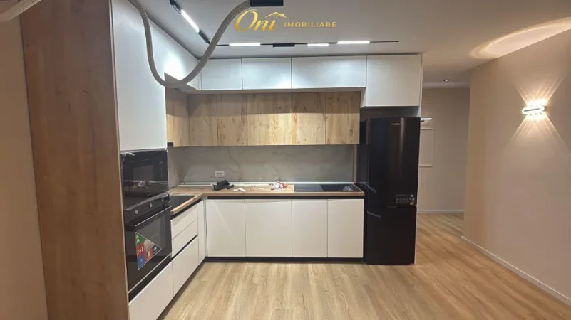 Tirane, jepet me qera apartament 2+1 Kati 3, 85 m² 650 € (SHESHI SHQIPONJA)