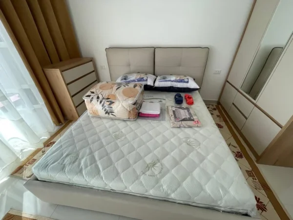 Tirane, jepet me qera apartament 1+1 Kati 5, 70 m² 550 € (Rruga e Dibrës)