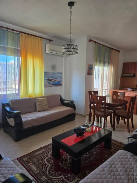 Tirane, jepet me qera apartament 1+1+Ballkon Kati 3, 90 m² 650 € (siri kodra)