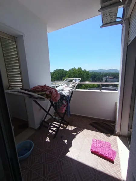 Durres, jepet me qera apartament 1+1+Ballkon Kati 5, 65 m² 400 € (plazh)
