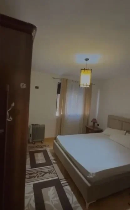 🏡 Jepet me Qera Apartament 2+1 tek Pazari i Ri, 500 mije leke