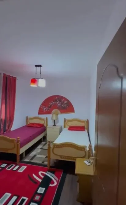 🏡 Jepet me Qera Apartament 2+1 tek Pazari i Ri, 500 mije leke