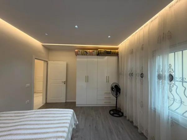 Tirane, jepet me qera apartament 2+1 Kati 2, 103 m² 850 € (pallti me shigjeta)