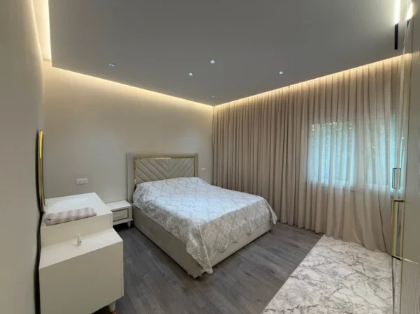 Tirane, jepet me qera apartament 2+1 Kati 2, 103 m² 850 € (pallti me shigjeta)