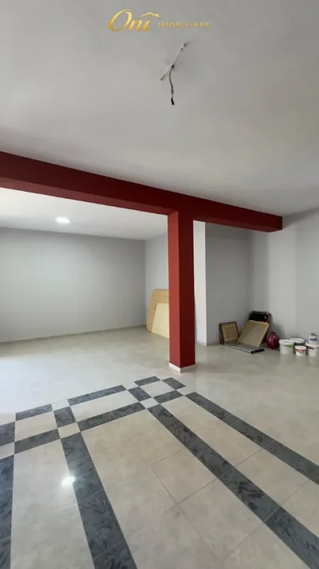 Tirane, jepet me qera zyre Kati 2, 120 m² 950 € (QENDER)