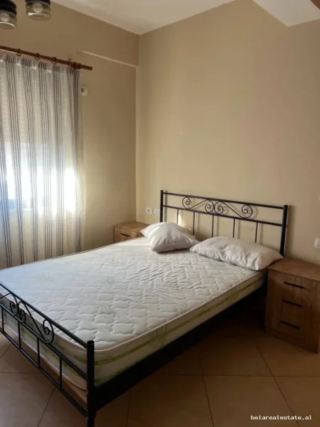 Tirane, jepet me qera apartament 1+1+Ballkon Kati 5, 58 m² 470 € (Don Bosko)