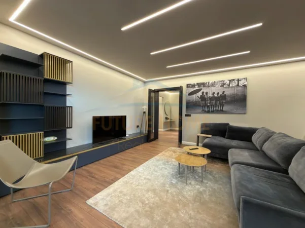 Tirane, shitet apartament 3+1 Kati 1, 173 m² 550.000 € (Rezidenca Long Hill, Tiranë)