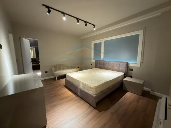Tirane, shitet apartament 3+1 Kati 1, 173 m² 550.000 € (Rezidenca Long Hill, Tiranë)