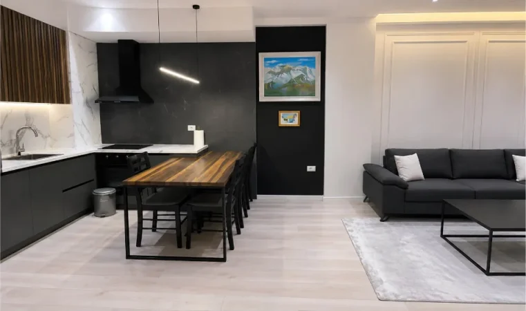 Tirane, jepet me qera apartament 1+1+Ballkon Kati 9, 75 m² 600 € (Rruga Teodor Keko)