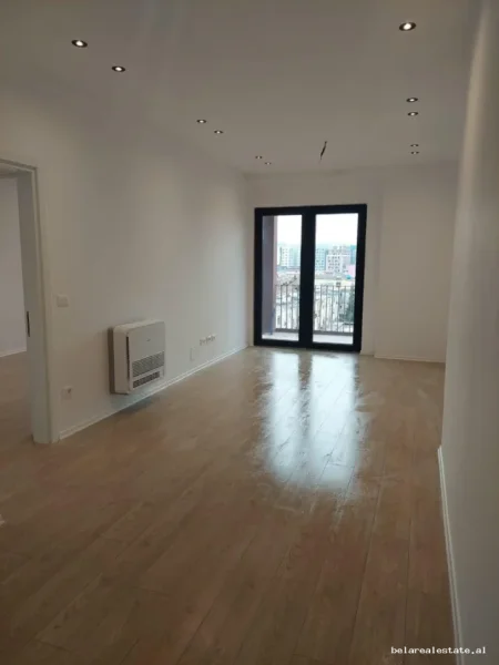 Tirane, jepet me qera zyre Kati 4, 62 m² 670 € (Garden Building)