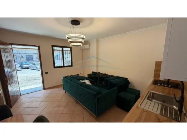 Tirane, shitet apartament 1+1 Kati 0, 50 m² 108.000 € (Ali Demi)