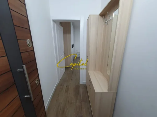 Tirane, jepet me qera garsonier 1+1 Kati 4, 40 m² 450 € (MOZAIKU I TIRANES)