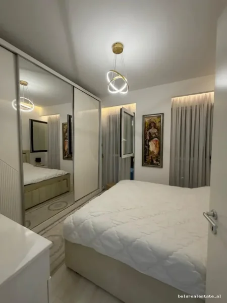 Tirane, jepet me qera apartament 1+1+Ballkon Kati 2, 65 m² 570 € (jordan misja)
