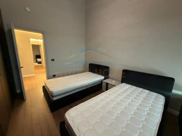 Tirane, shitet apartament 3+1 Kati 1, 174 m² 550.000 € (Long Hill Rezidence)