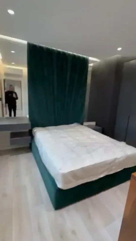 Tirane, jepet me qera apartament 1+1 Kati 9, 75 m² 600 € (Astir)