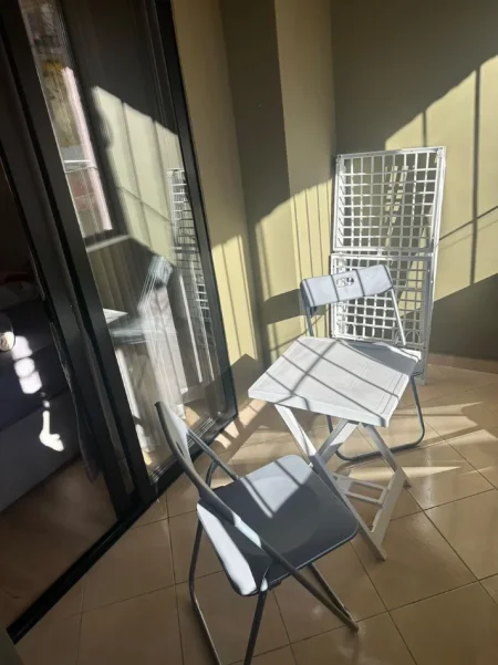 Tirane, jepet me qera nga Pronari, pa-komision apartament 1+1+Ballkon Kati 1, 58 m² 500 € (Rruga Riza Cerova)