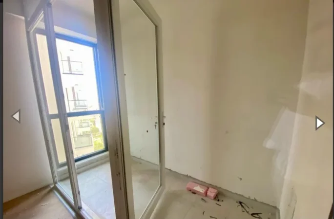 Tirane, shitet apartament 2+1+Ballkon Kati 8, 91 m² 155.721 € (Fusha e Aviacionit)
