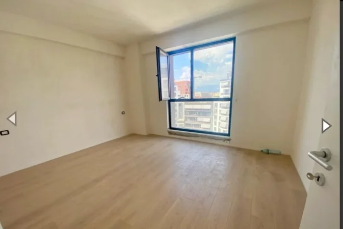 Tirane, shitet apartament 2+1+Ballkon Kati 8, 91 m² 155.721 € (Fusha e Aviacionit)