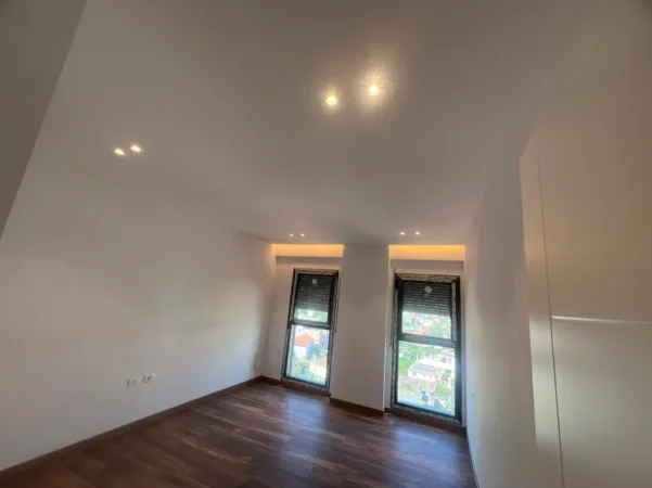 Tirane, shitet apartament 2+1+Ballkon Kati 8, 103 m² 175.134 € (Bengasi, pranë Rrethit të Klanit)