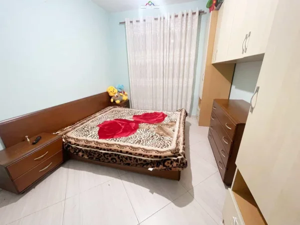 Tirane, jepet me qera apartament 2+1 Kati 6, 90 m² 470 € (SHEFQET KUKA)
