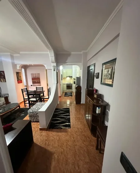 Tirane, jepet me qera apartament 2+1 Kati 11, 80 m² 550 € (Rruga e Durrësit)
