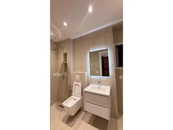 Tirane, shitet apartament 1+1 Kati 4, 59 m² 155.000 € (21 Dhjetori astoria143972)