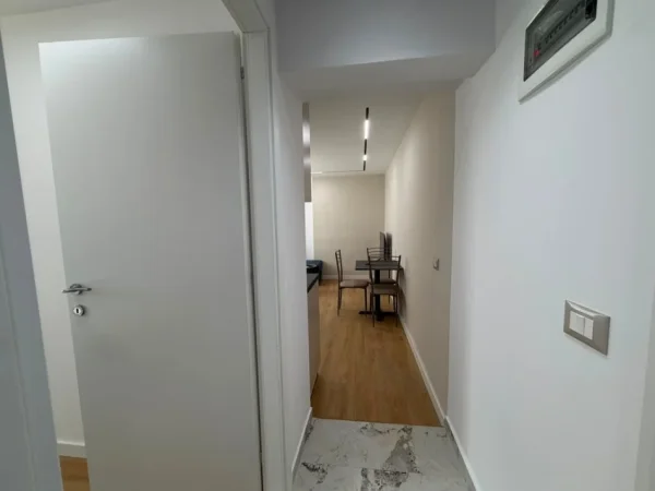 Tirane, jepet me qera apartament 1+1 Kati 2, 41 m² 500 € (Shkolla Baletit)