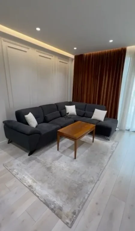 Tirane, jepet me qera apartament 1+1 Kati 9, 75 m² 600 € (ASTIR)