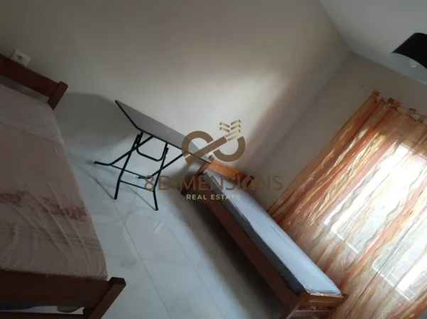 Tirane, jepet me qera apartament 3+1+Ballkon Kati 3, 115 m² 550 € (rruga e elbasanit)