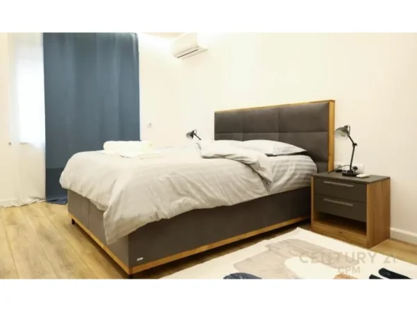 Tirane, jepet me qera apartament 2+1 Kati 3, 110 m² 1.000 € (Mine Peza bot143927)