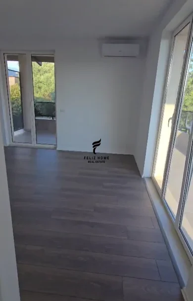 Tirane, jepet me qera Vile Vile 2 Katshe , 500 m² 2.500 € (CASA ITALIA)