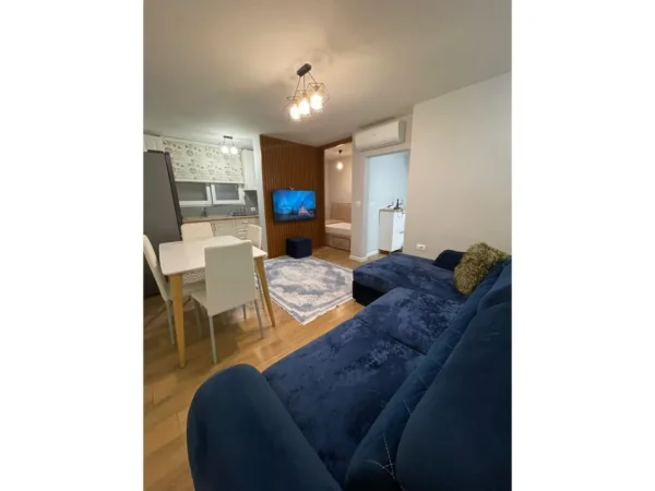 Tirane, jepet me qera apartament 1+1 Kati 2, 60 m² 650 € (Tregu Elektrik Premier143934)