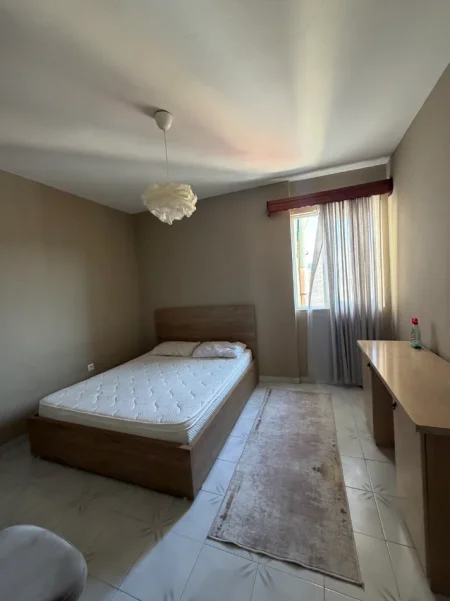 Tirane, jepet me qera apartament 2+1 Kati 6, 100 m² 500 € (Rruga e Kavajes)