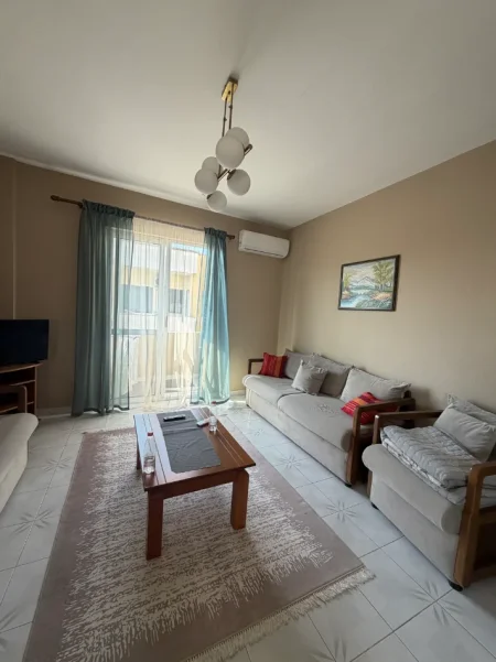 Tirane, jepet me qera apartament 2+1 Kati 6, 100 m² 500 € (Rruga e Kavajes)
