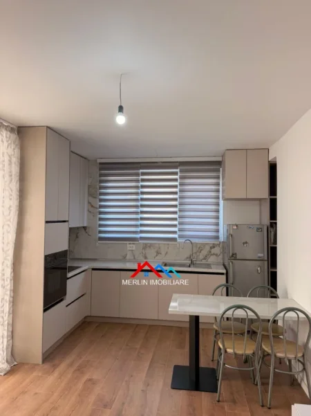 Tirane, jepet me qera apartament 1+1+Ballkon Kati 5, 62 m² 688 € (RRUGA MARGARITA TUTULANI)