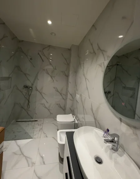 Shqiperi, jepet me qera zyre , 120 m² 1.600 € 