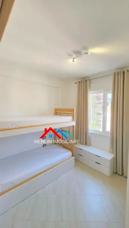 Tirane, jepet me qera apartament 3+1+Ballkon Kati 3, 110 m² 700 € (RRUGA HAMDI SINA,LIQENI I THATE)
