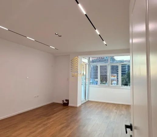 Tirane, shitet apartament 1+1 Kati 4, 60 m² 155.000 € (21 Dhjetori)