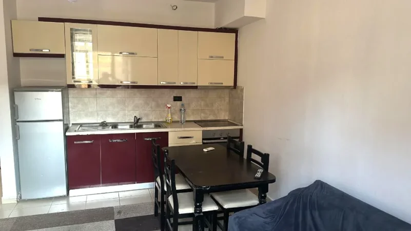 🏡 Jepet me Qera Apartament 1+1 tek Selvia,  500 mije lekee