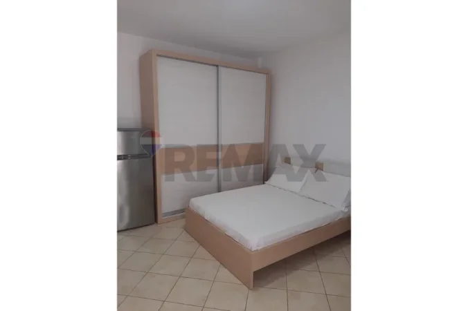 Vlore - Lungomare, jepet me qera garsonier Studio Kati 4, 45 m² 375 € (Rruga Aleksander Moisiu, Vlore)