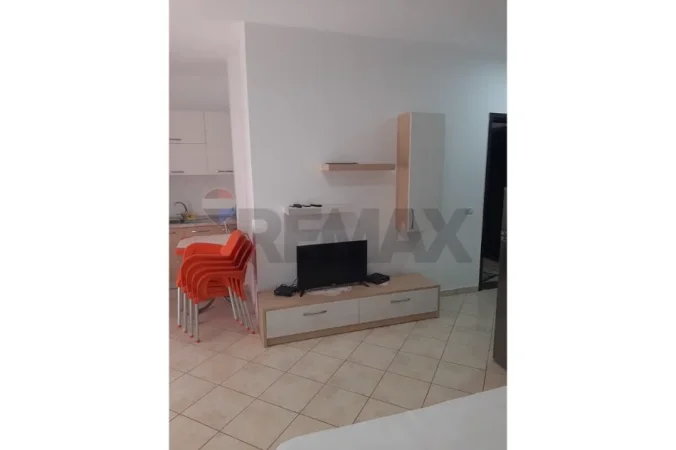 Vlore - Lungomare, jepet me qera garsonier Studio Kati 4, 45 m² 375 € (Rruga Aleksander Moisiu, Vlore)