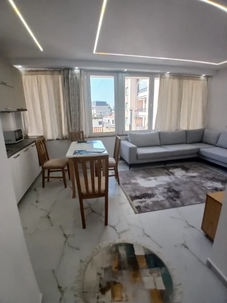 Durres, shitet apartament 1+1+Ballkon Kati 3, 40 m² 75.000 € (durres)