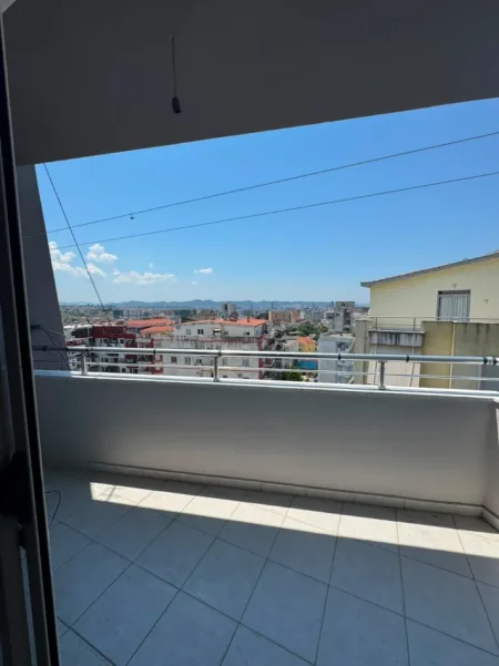 Tirane, shitet apartament 1+1 Kati 5, 63 m² 112.000 € (Shefqet Kuka,Fresk)