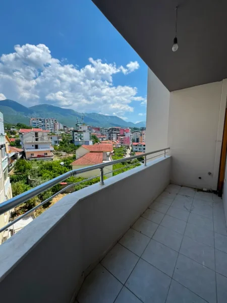 Tirane, shitet apartament 1+1 Kati 5, 63 m² 112.000 € (Shefqet Kuka,Fresk)