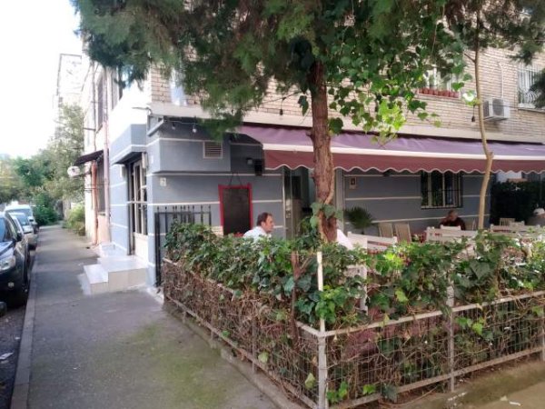 Okazion! Tirane, jepet me qera Bar Restorant, 50 m²; Çmimi: 500€/Muaj