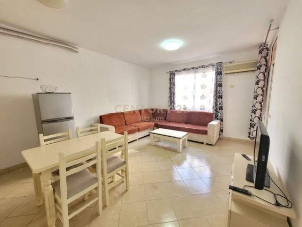 Tirane, shitet apartament 60 m² 76.000 Euro (astir)