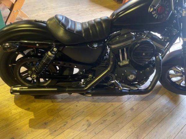 Durres, shes Chopper Harley-Davidson IRON 883 Viti 2020, 12.700 Euro